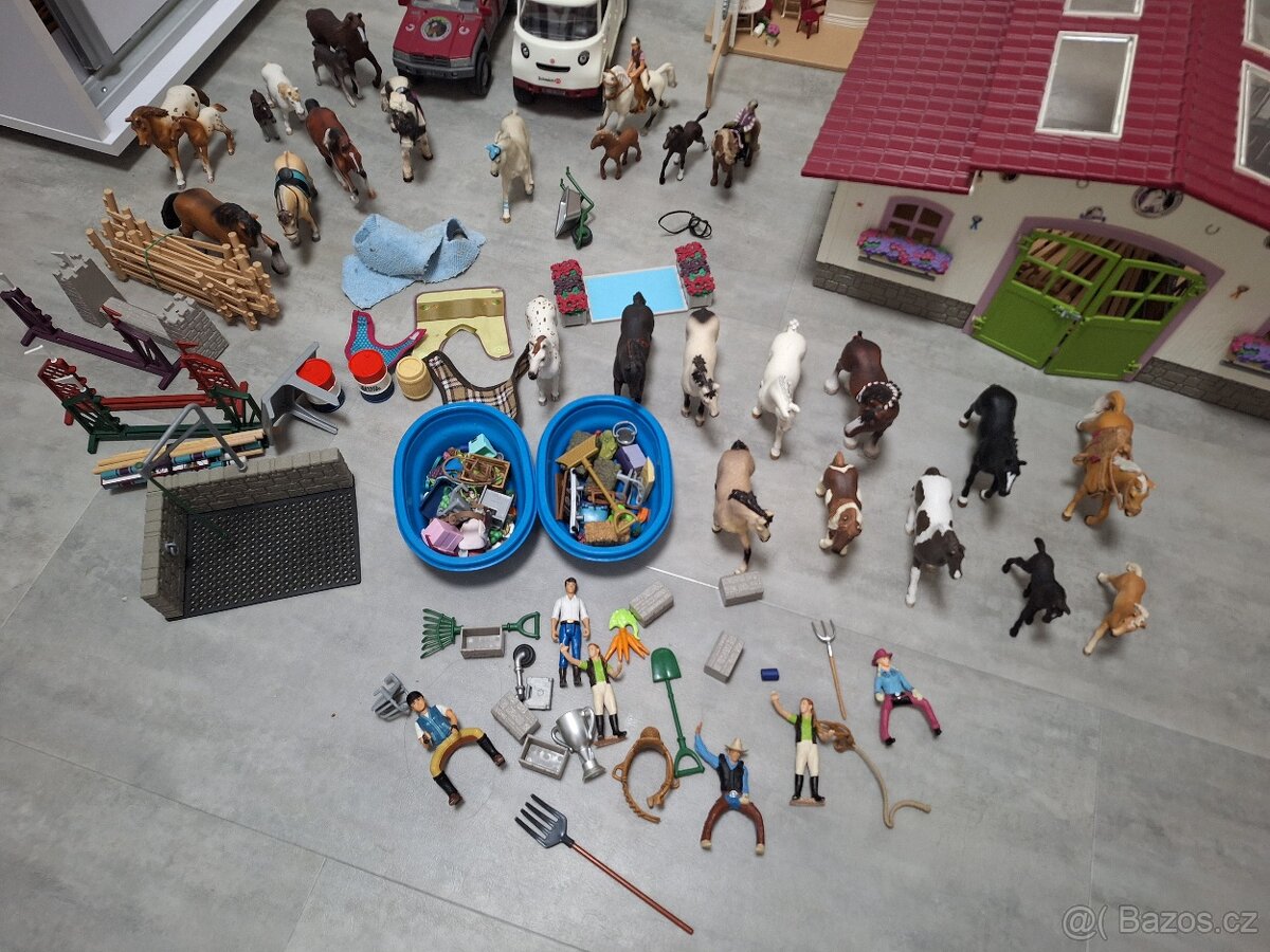Schleich stáj s příslušenstvím, auto s koňským přívěsem, san - 3