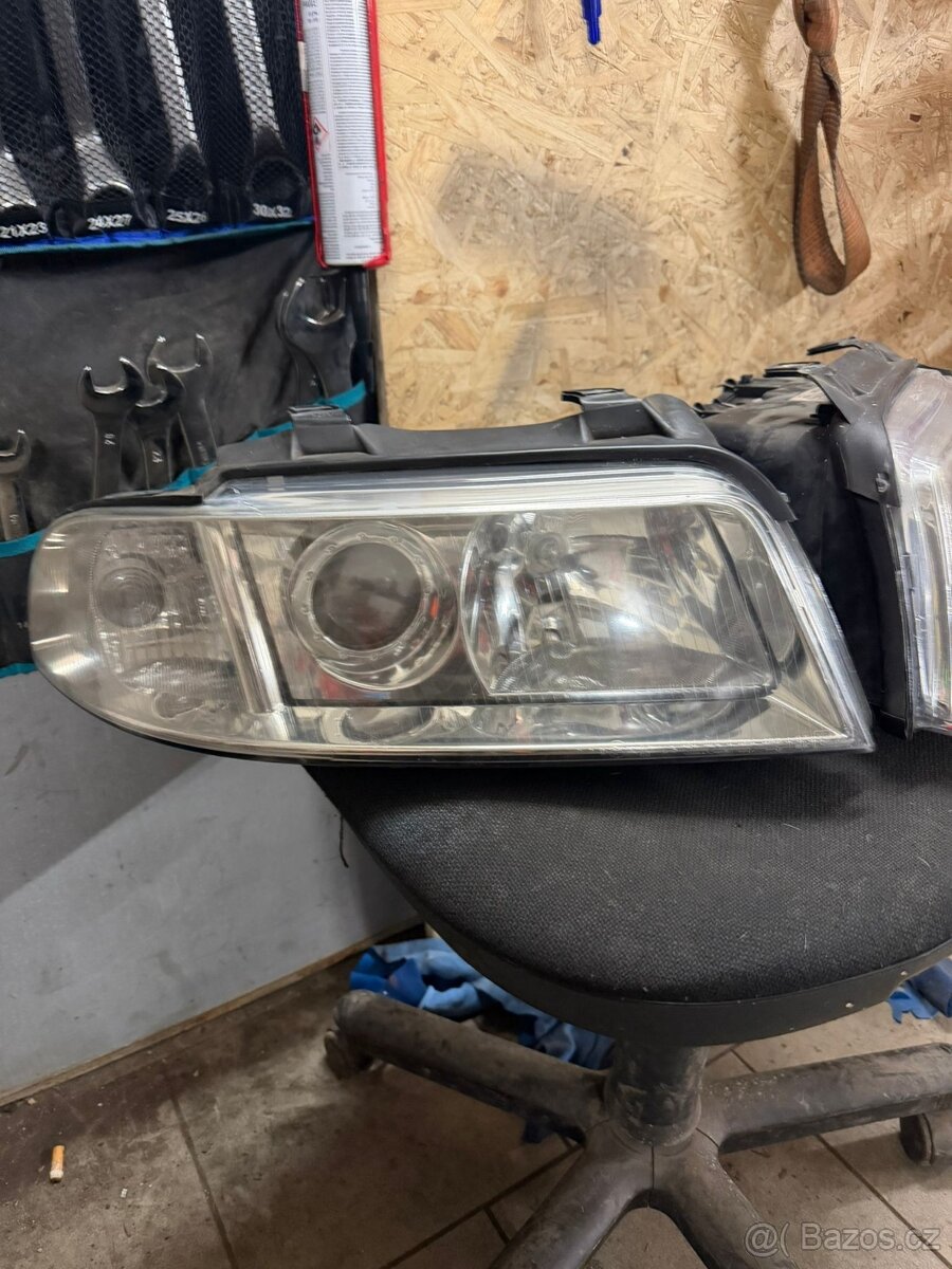 Xenony/světlomety Audi A4 B5 - 3