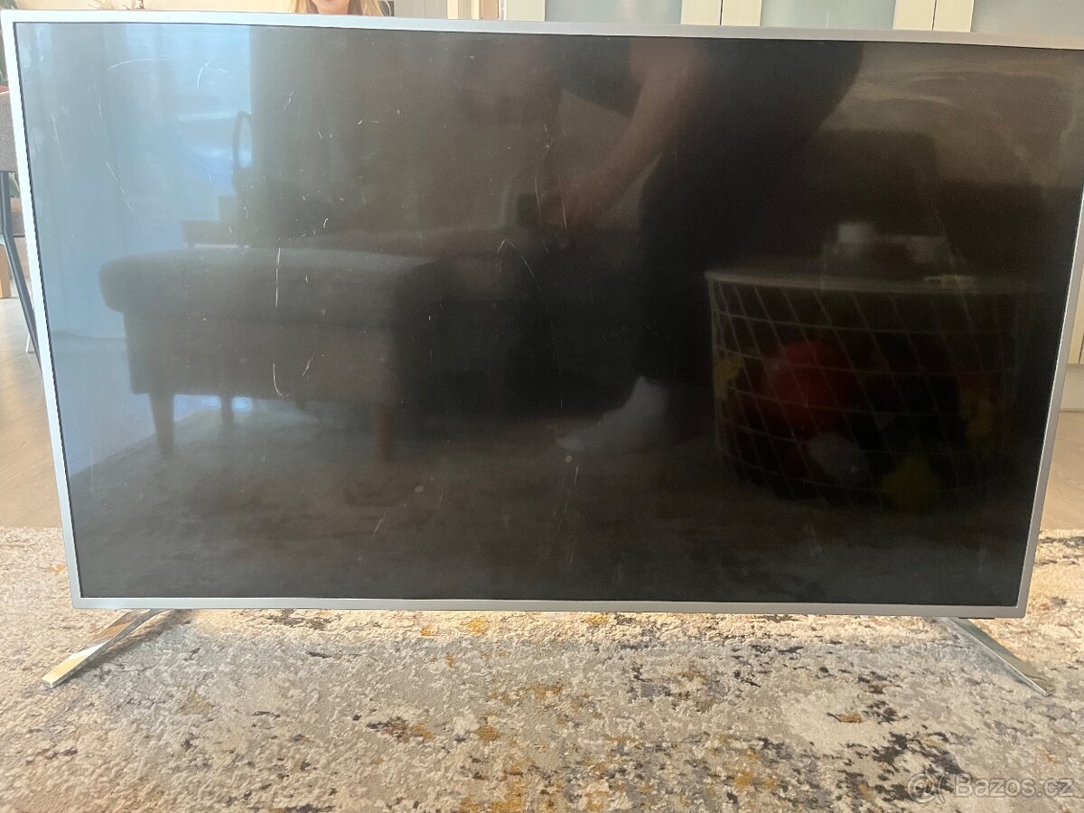 Prodám televizi Philips Ambilight - 3