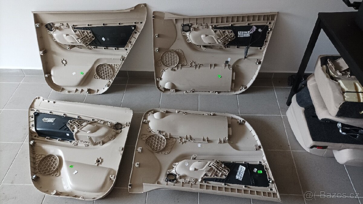 Tapecirunk, výplně dveří Fabia II bezovy - 3