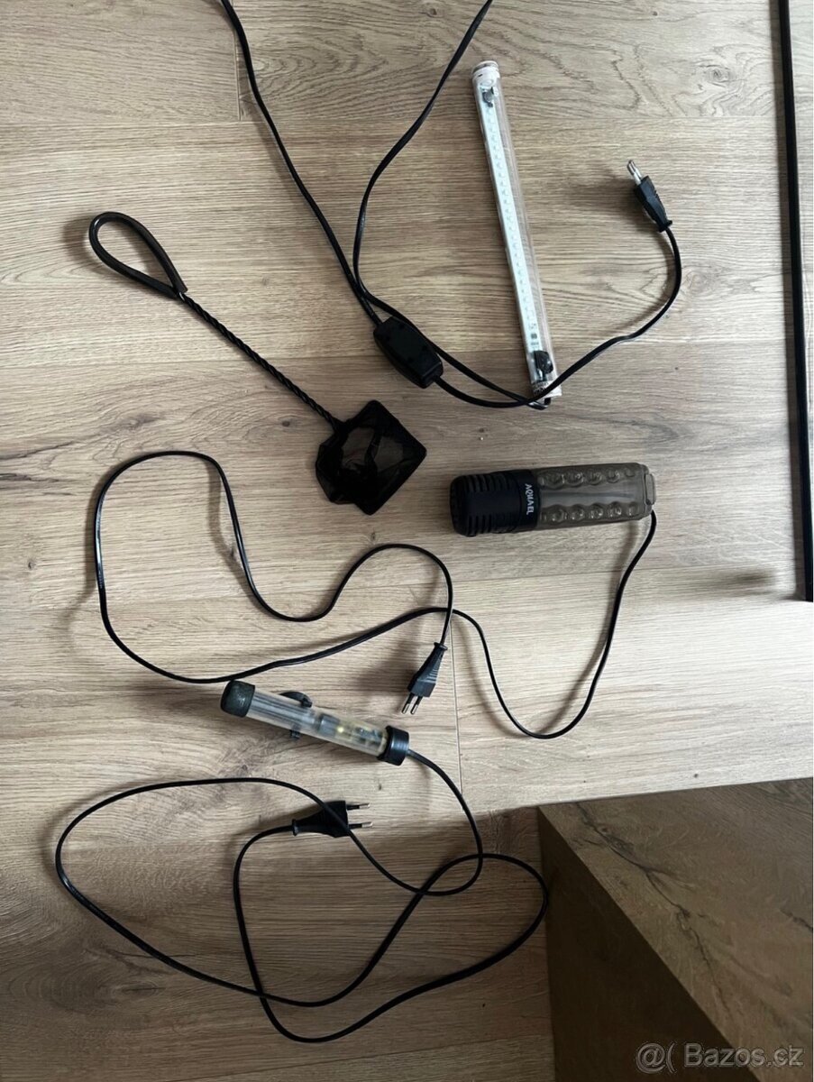 Predám akvárium 54L - 3