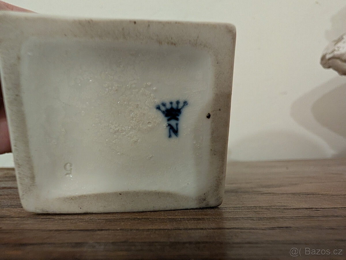 Porcelánová soška - 3