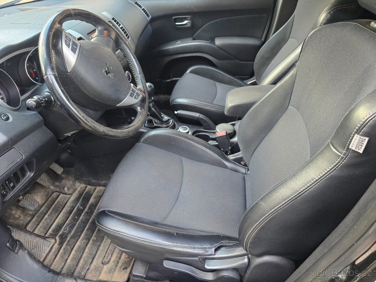 Peugeot 4007 - 3