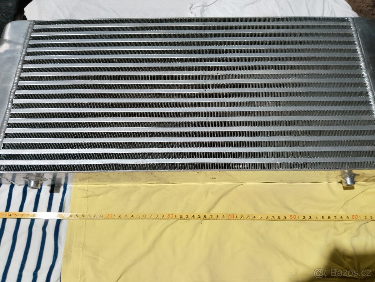 Tuning uni intercooler 70x30 cm boční plnění - 3