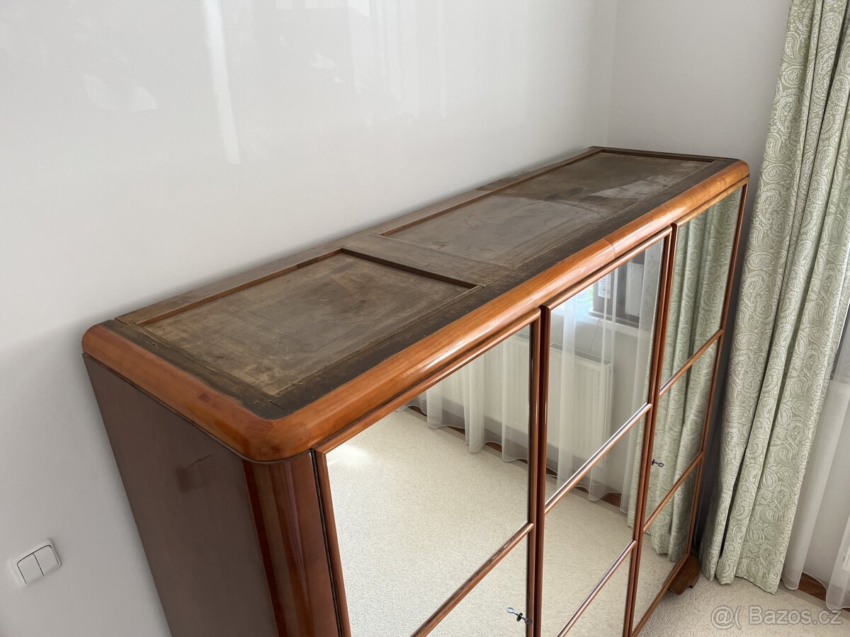 Prodam starozitnou satni skrin, 30. leta - 3