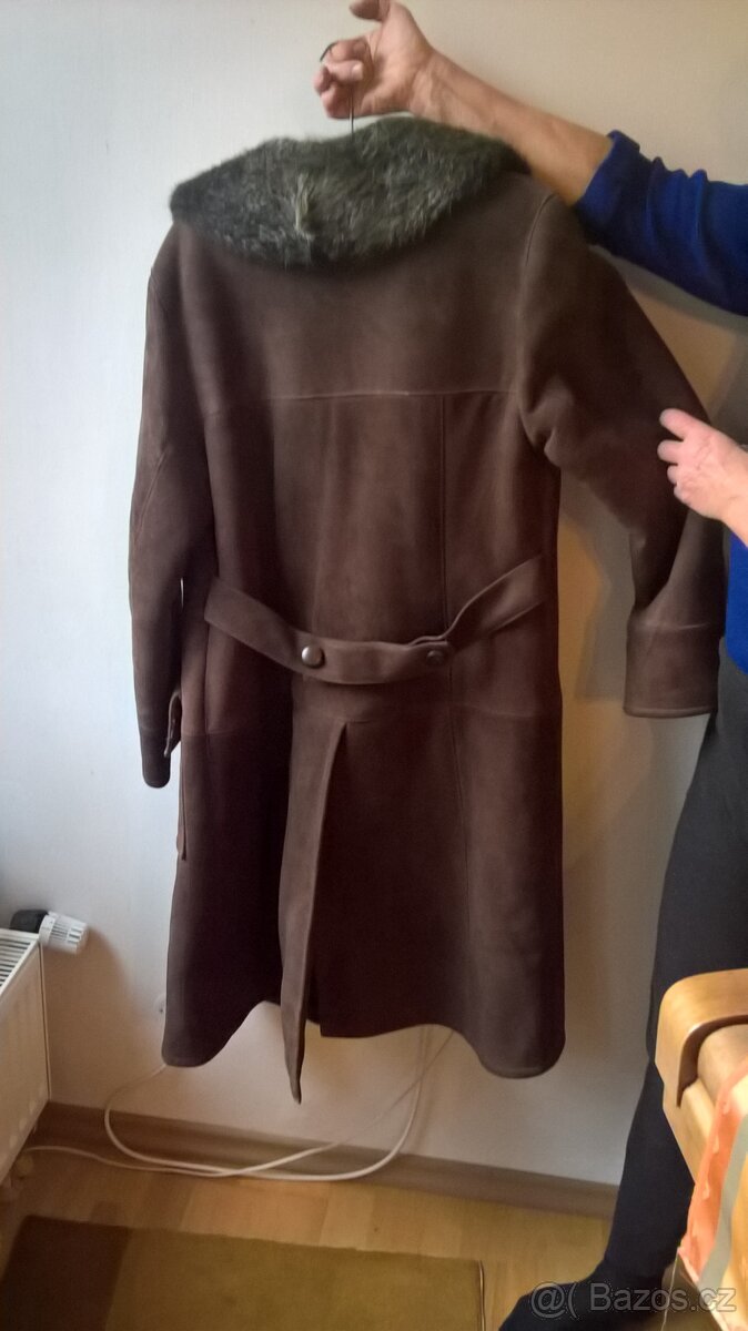 nenošený dámský velurový kožich - 3