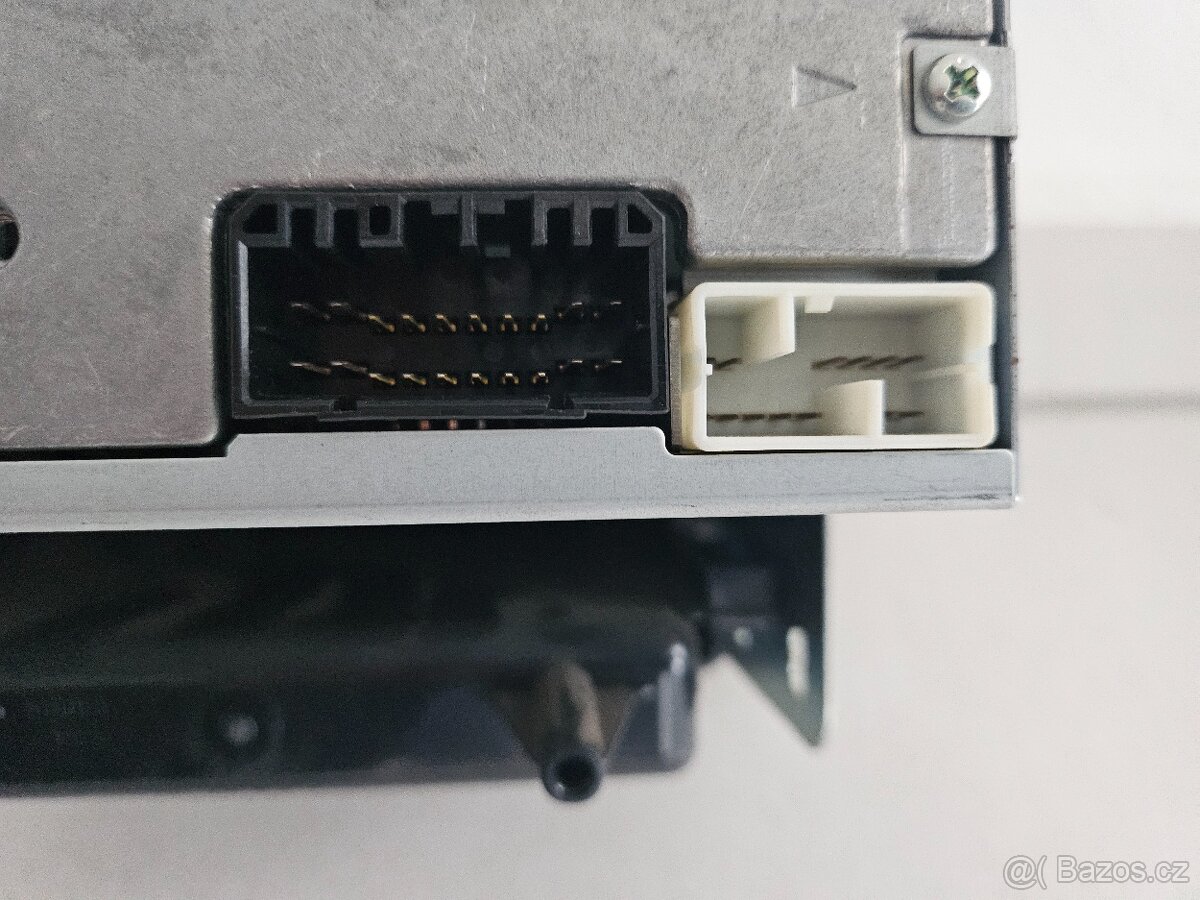 HONDA CD CRV 39101-S9A-E010-M1 PIONEER DEH-M6017ZH - autorád - 3