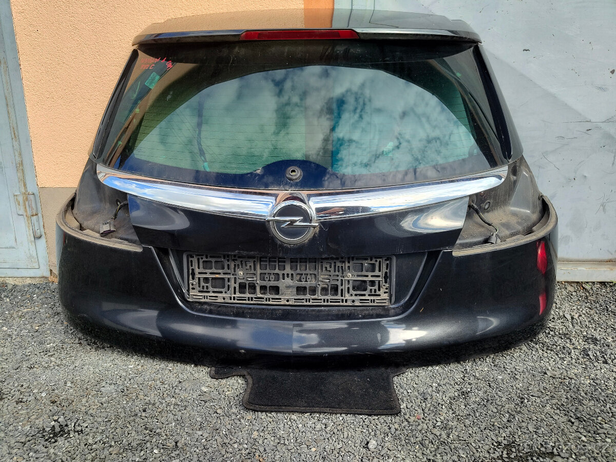 Zadní část Insignia A combi - Z22C - 3