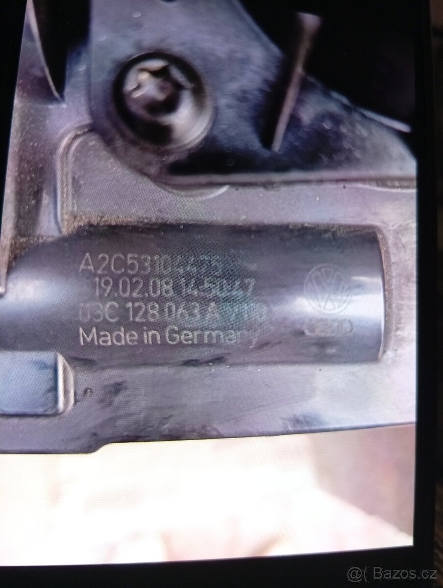 Prodám Škrticí Klapka 03C128063A Golf 5,1.4 tsi - 3