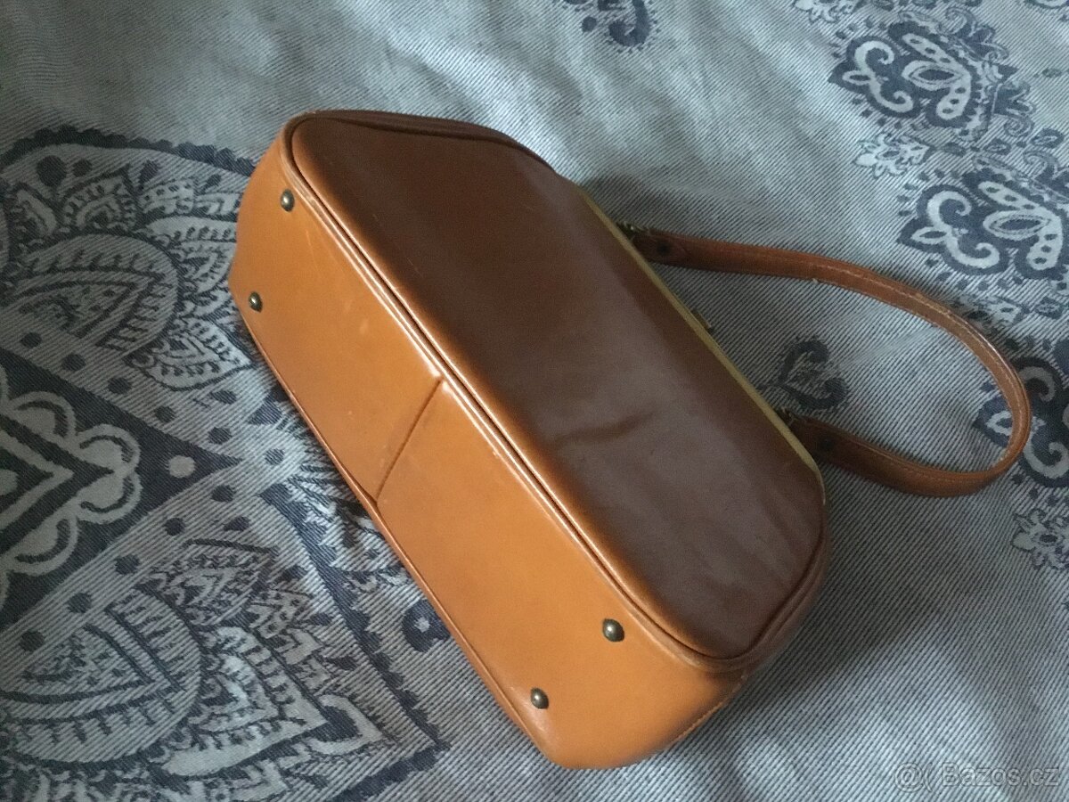 kozena kabelka 1969, spolecenska, 4 druhy - 3