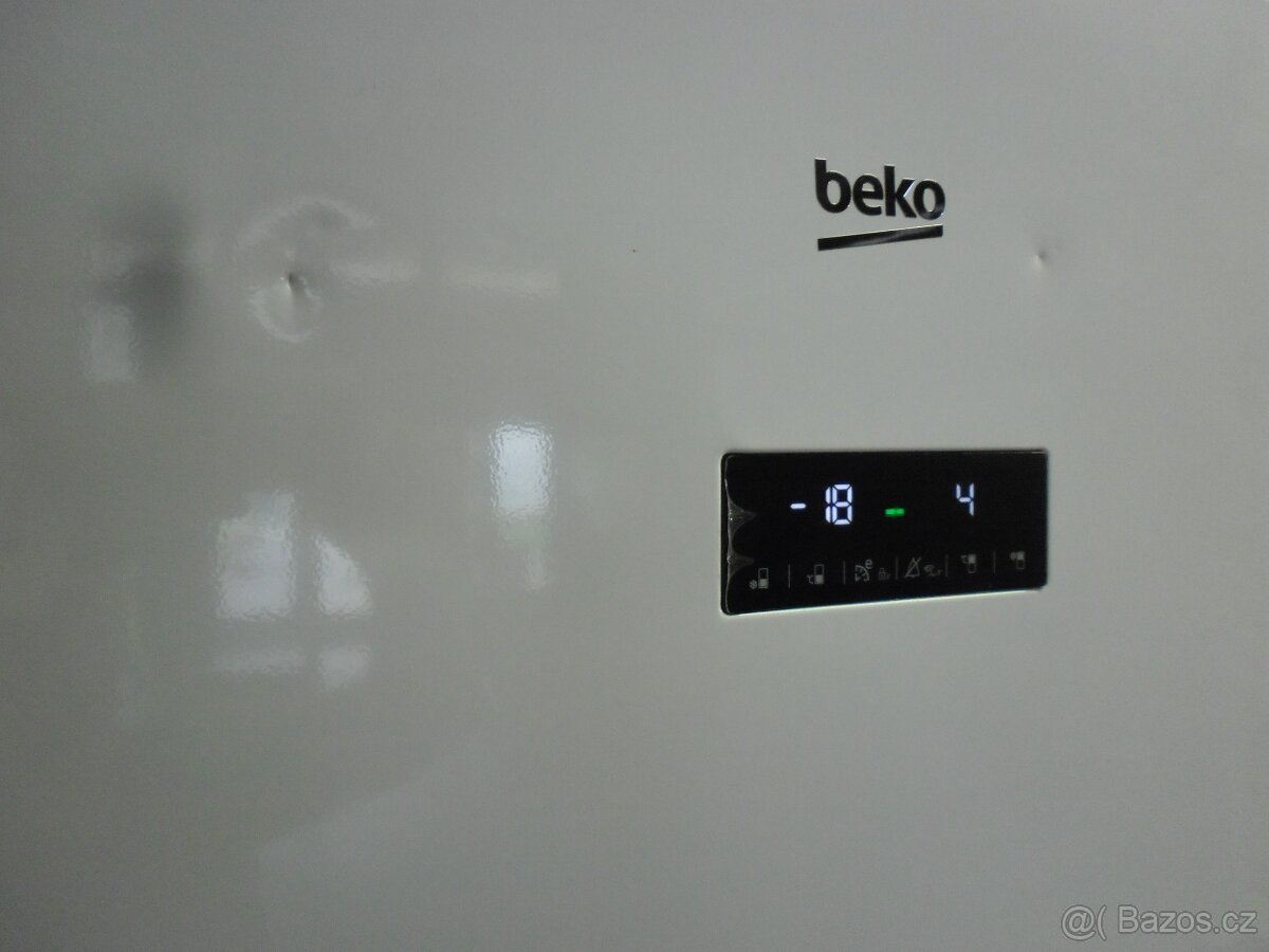 Prodáme lednici Beko, 201 cm, C class (A+++) - 3