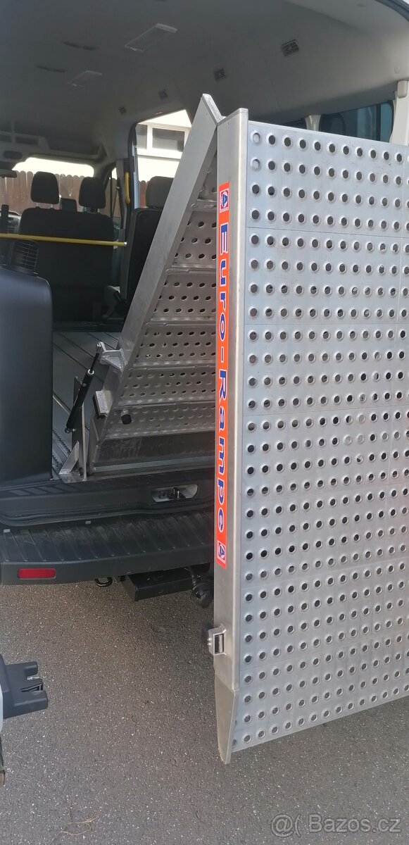 Sklopná najezdová rampa do dodávky - 3