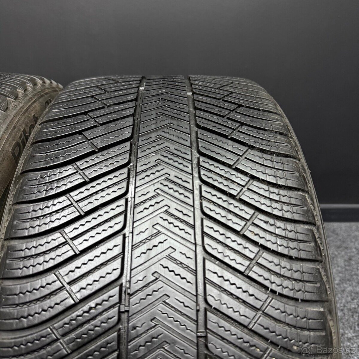 2ks pneu 265/40/19 MICHELIN - 3