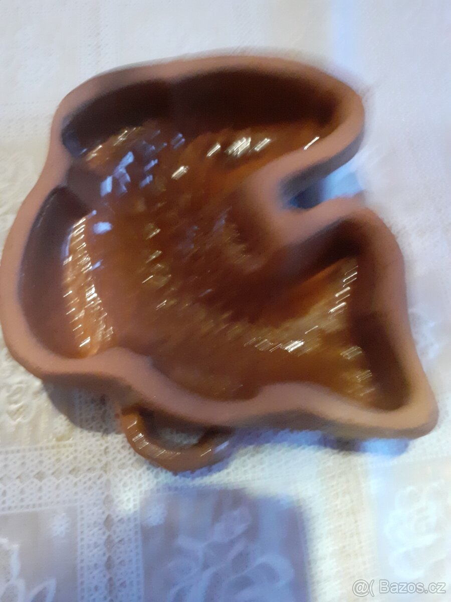 Starožitné kamenina kapřik, bábovky 20 století - 3