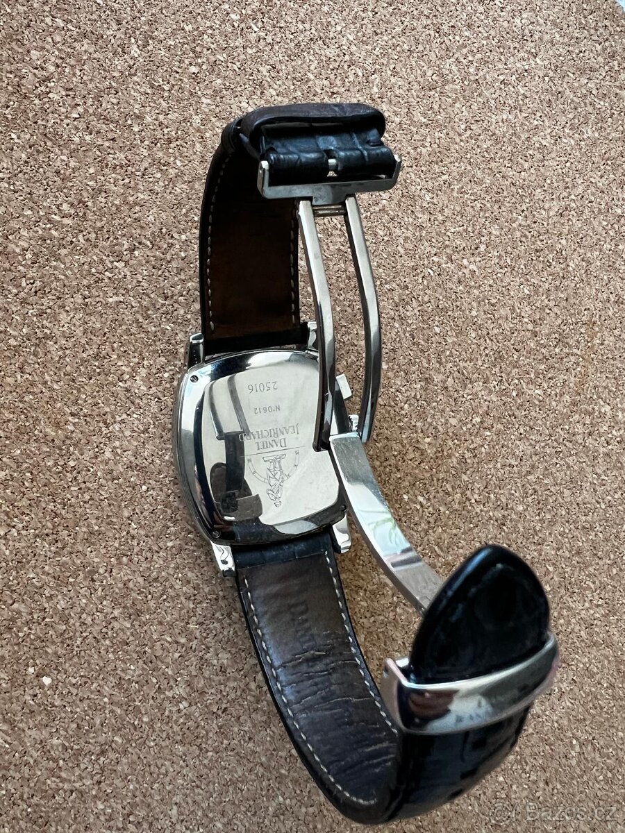 Svycarske hodinky - 3