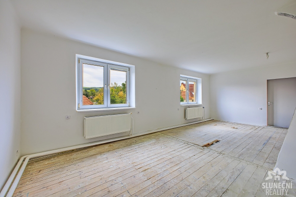 Prodej rodinného domu, 391 m², Strání - 3