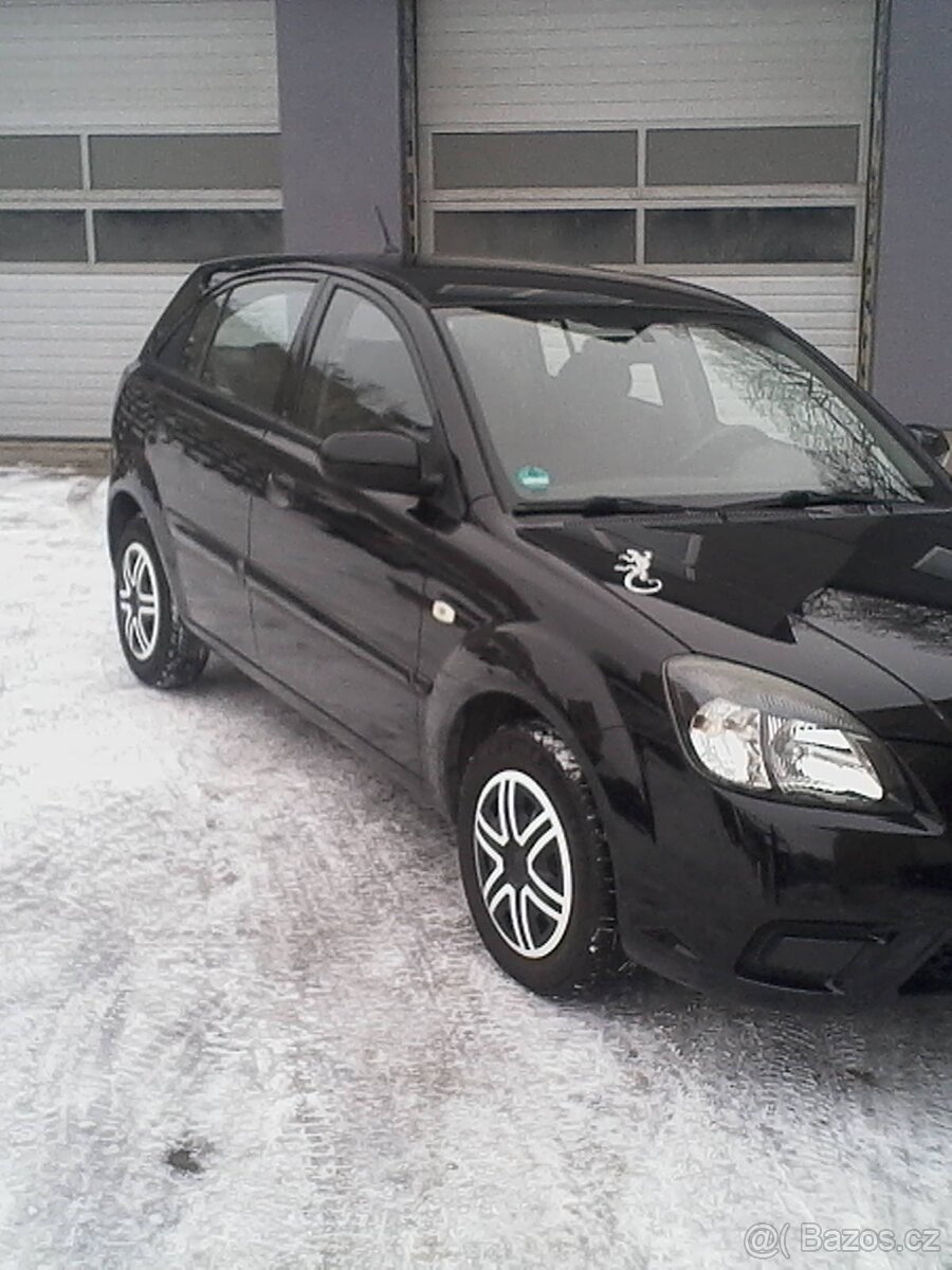 kia rio 14,71kw,r.v.11-10,148000km. - 3