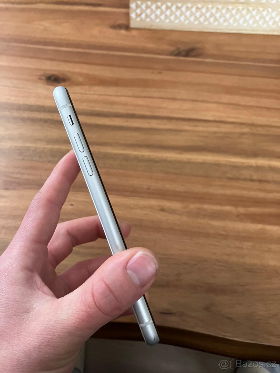 iPhone XR 256 GB - 3