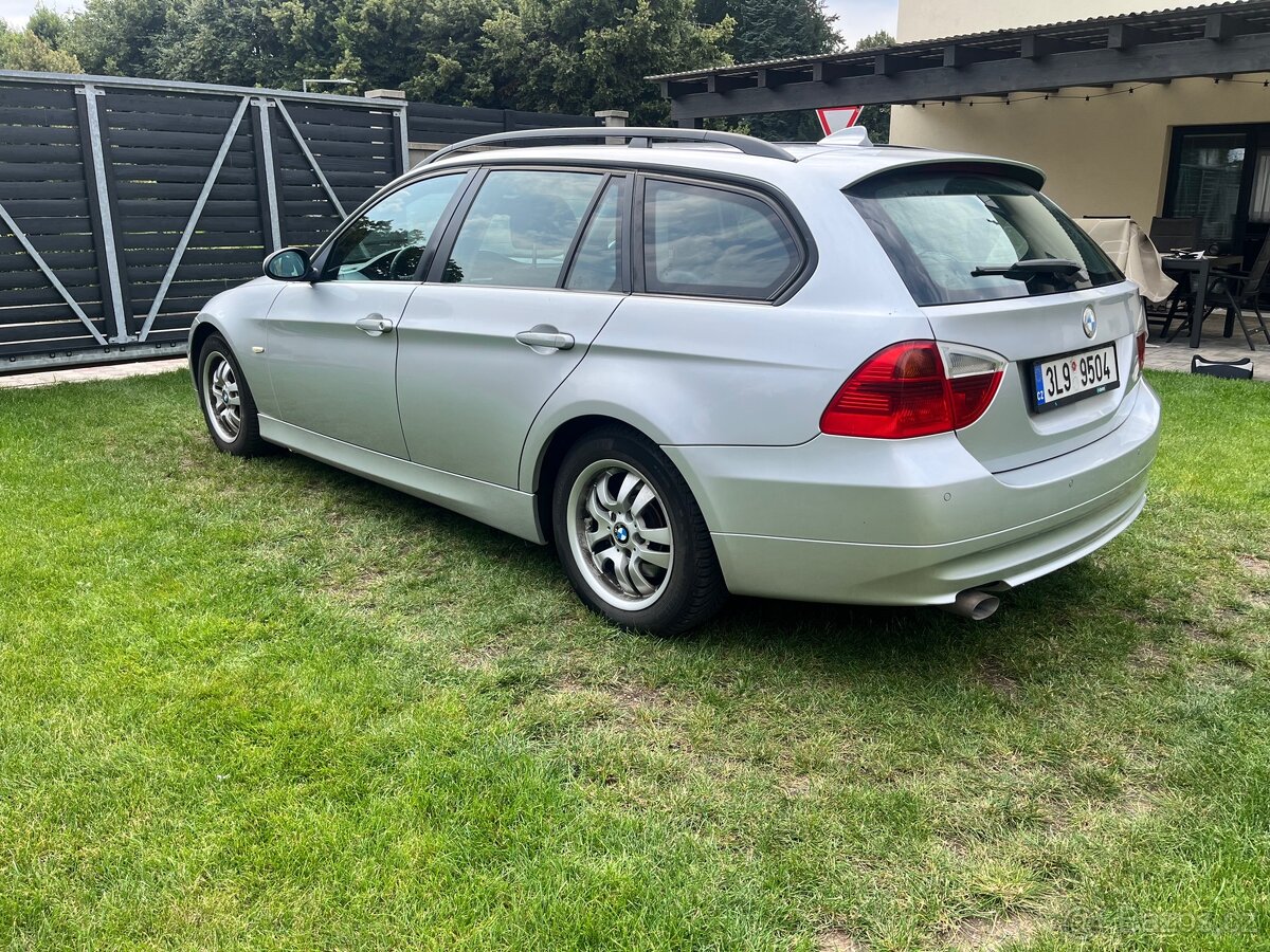BMW 318 D, model E91, rok 2007 - 3