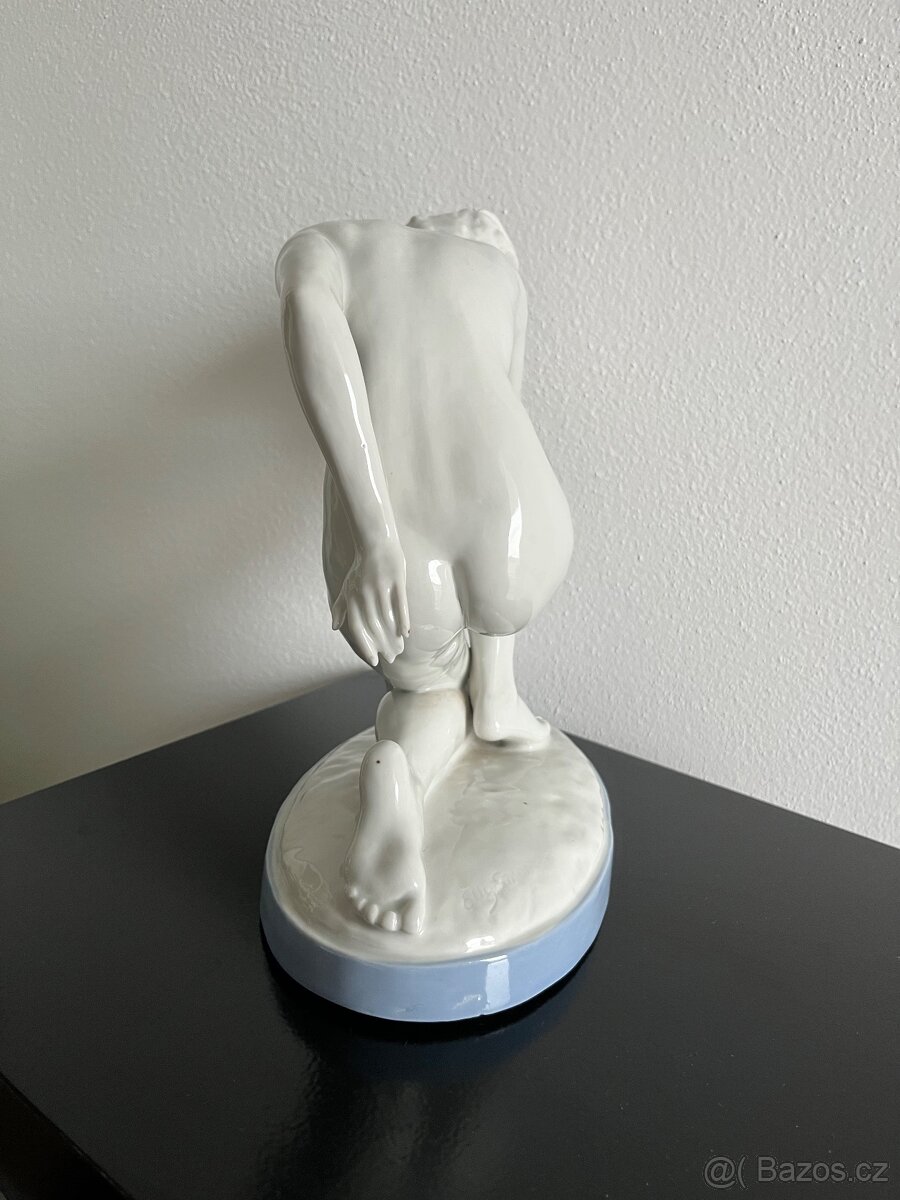 Art Deco socha, akt Elly Strobach, Royal Dux - 3