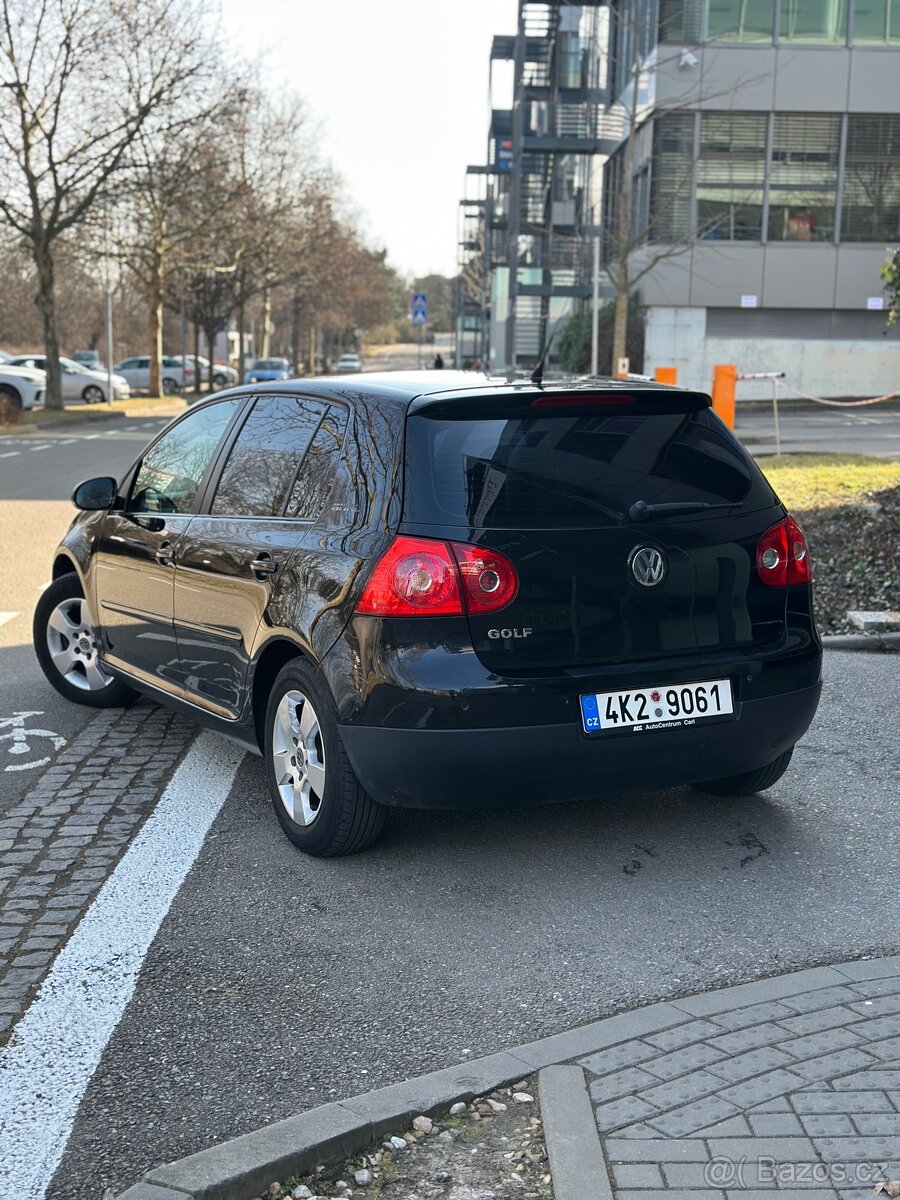 Volkswagen Golf V 1.4 - 3