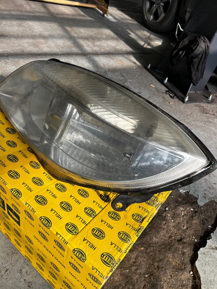 Přední světla Škoda Fabia 2 - 3