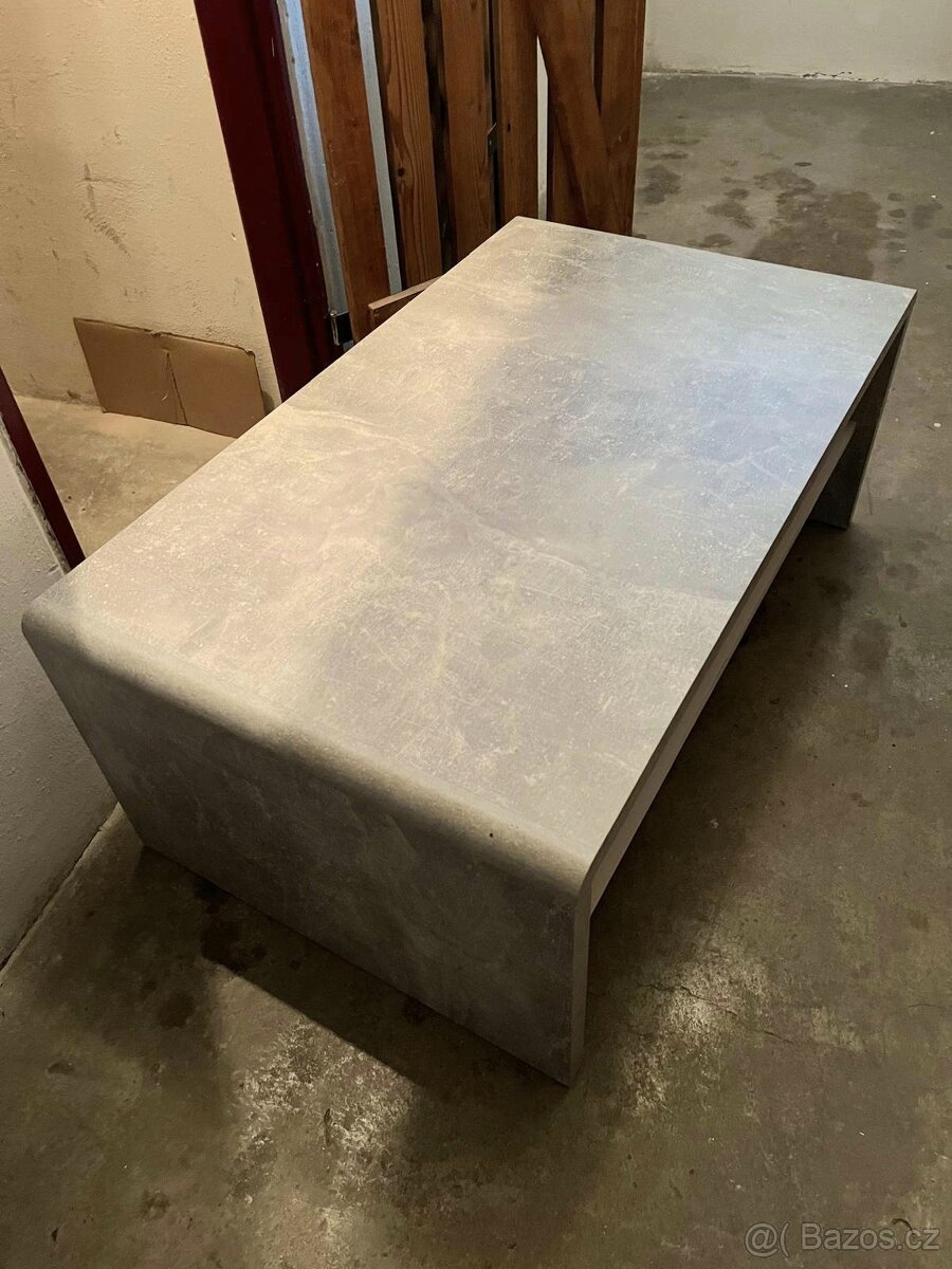 Konferenční stul - 3