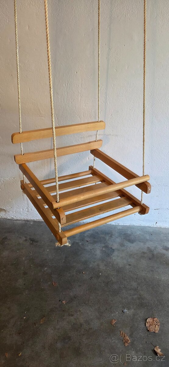Dětská dřevěná houpačka z 80. let - 3