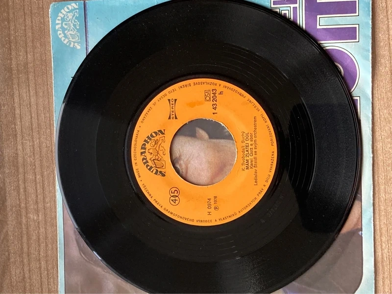 Karel Gott Dívkám - 3