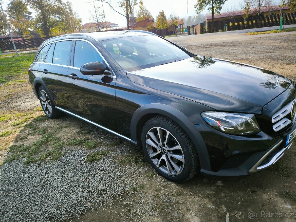 Mercedes-Benz E 220D 143 kW ALL-TERRAIN/4Matic/Tažné