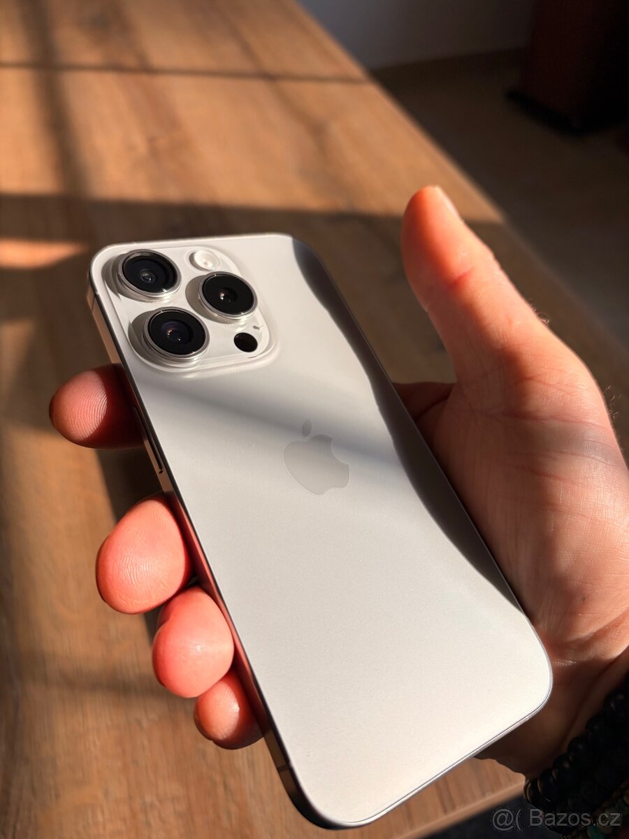 Prodám iPhone 15 pro 128g natural titan 14900 - 3
