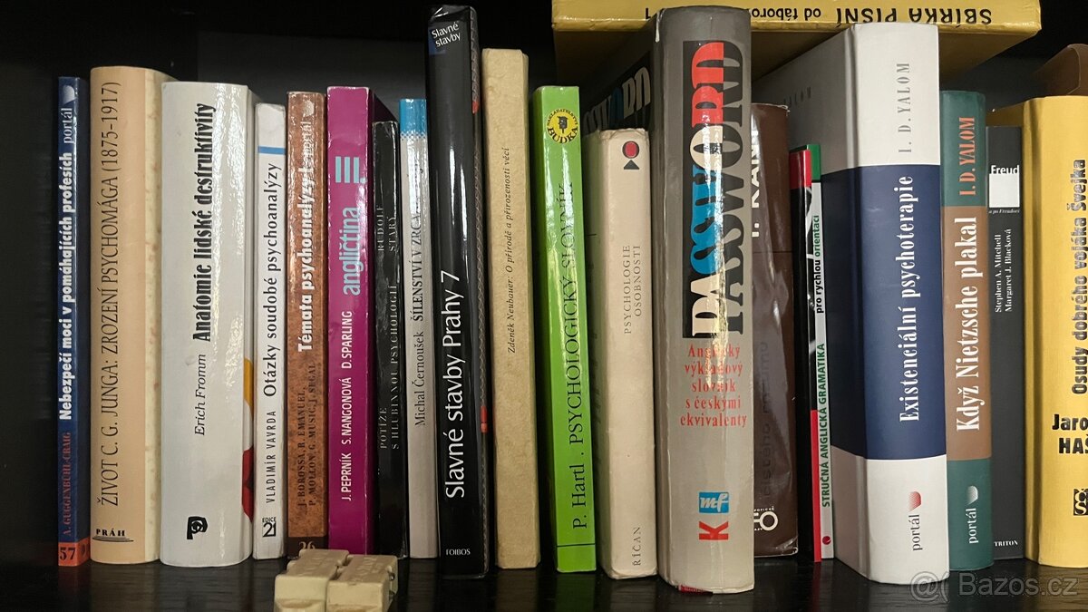 Knihovnu s psychologickou tematikou - 3