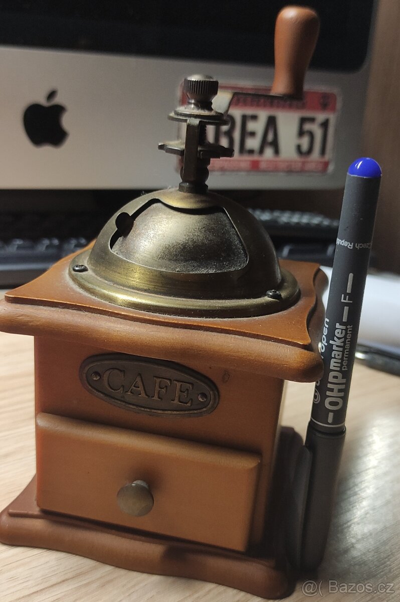 Mlýnek na kávu - 3