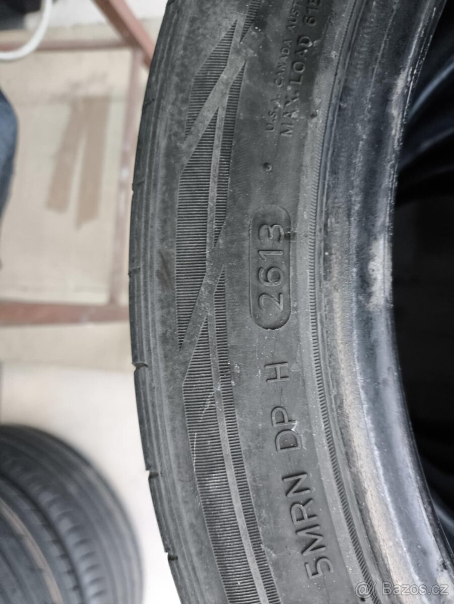 Pneu letní 215 /45 ZR17 Hankook Ventus V12 evo - 3