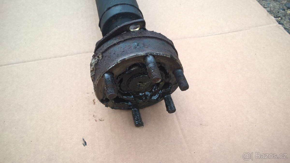 BMW E36 M3 S50B30 manuál kardan - 3