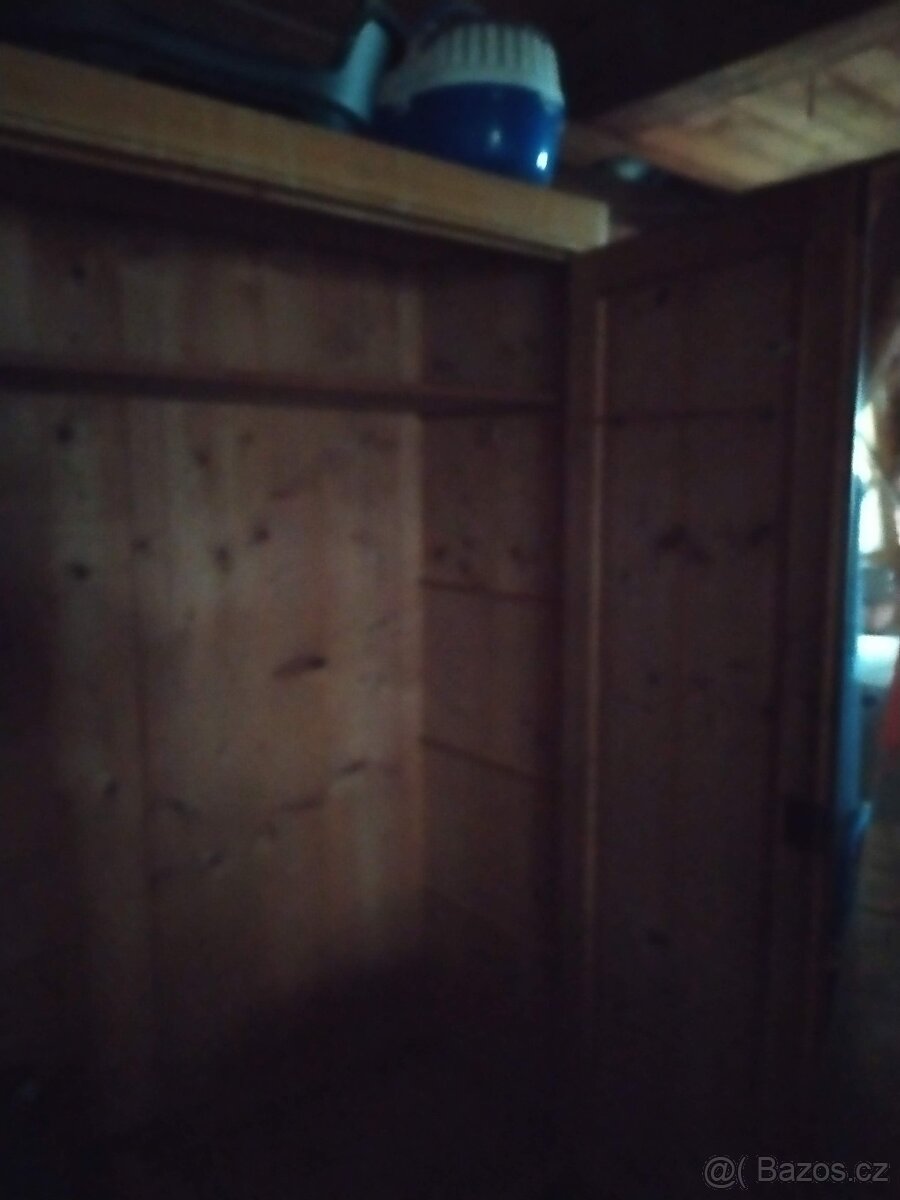 Starožitná skříň - 3