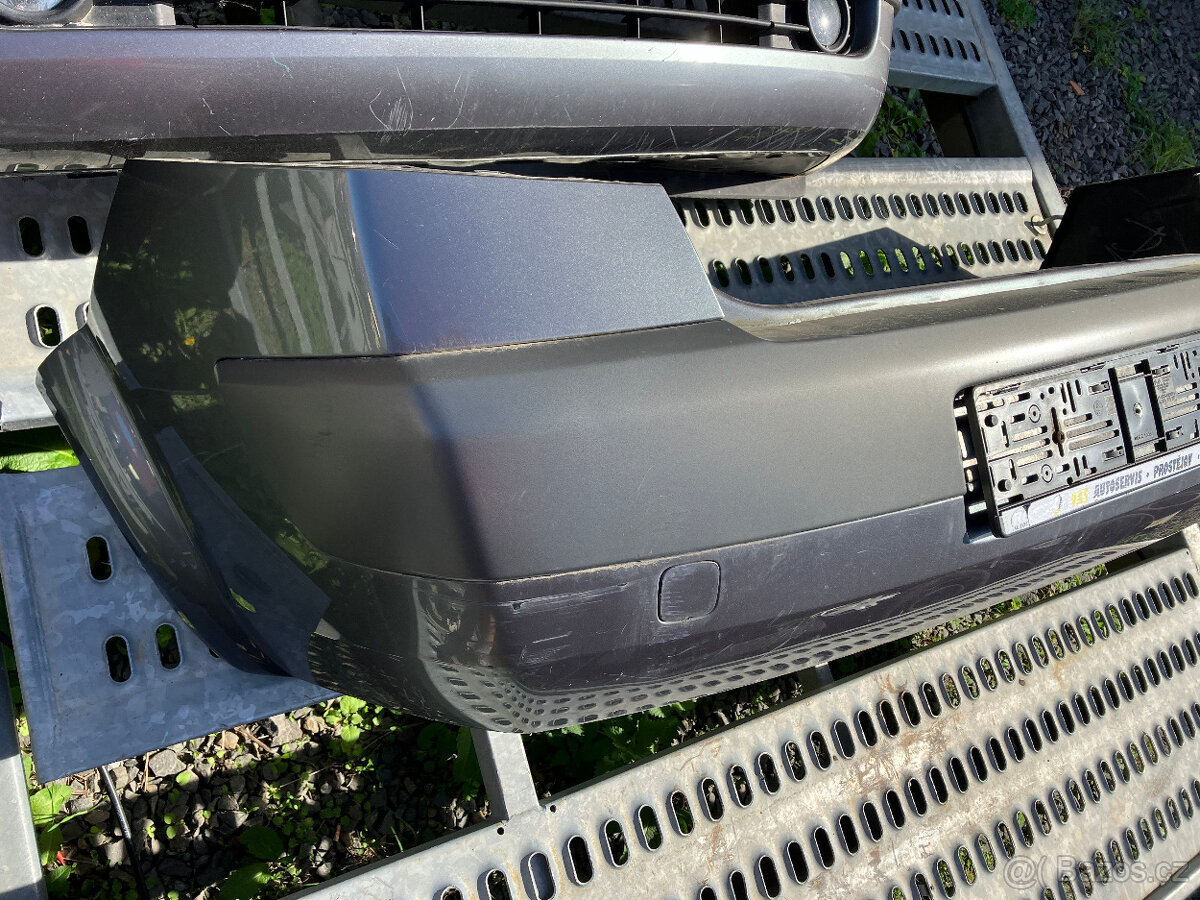 Nárazník Renault Megane 2005 - 3