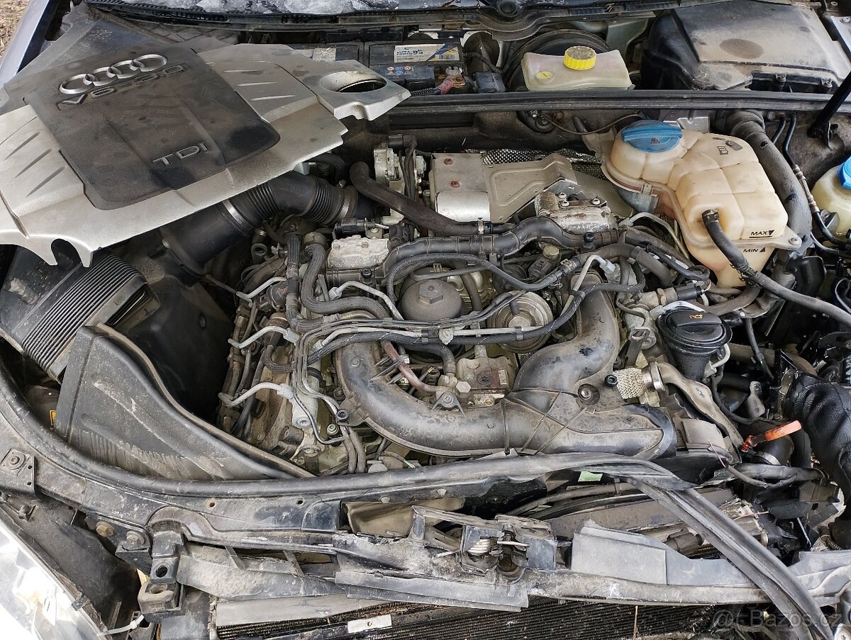 Prodám díly Audi A4 B7 sedan - 3