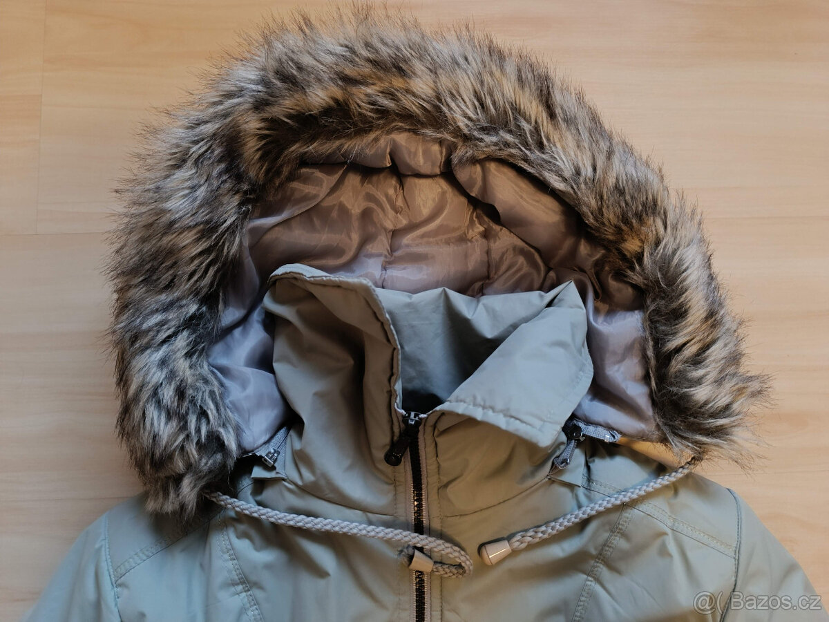 Zimní bunda, odepínací kapuce, vel. S - 3