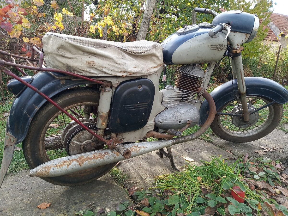 JAWA 250 - 3