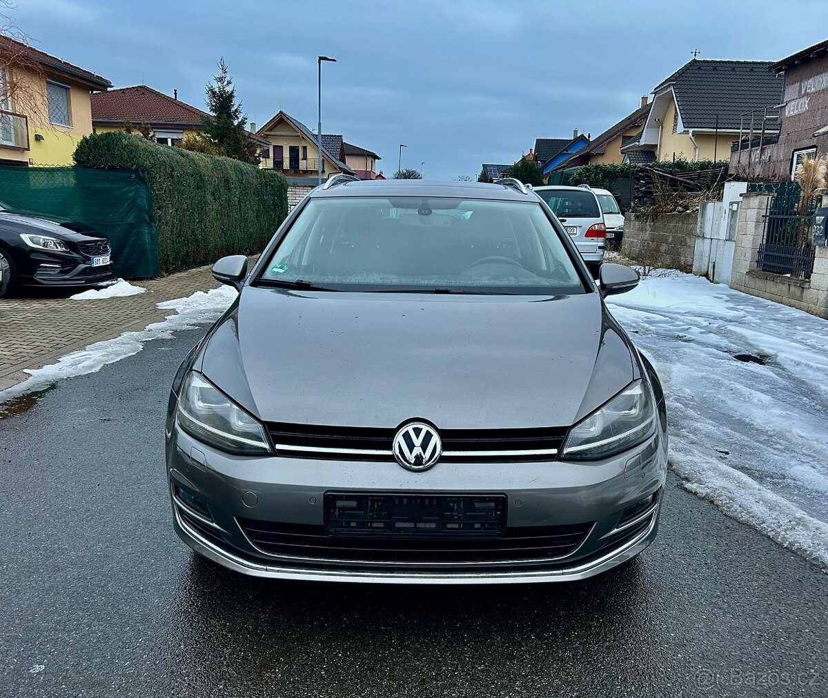 Volkswagen Golf VII kombi Highline - 3