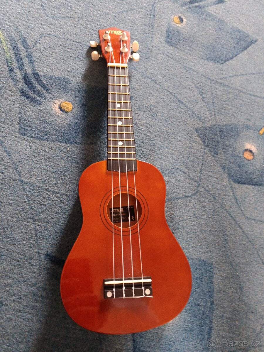Ukulele MAX Solo + polstrovaný obal - 3