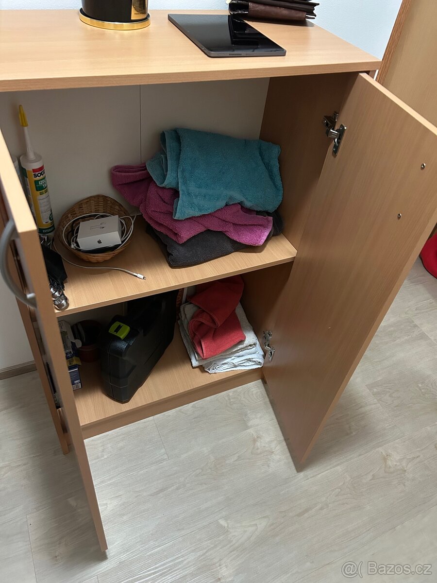 Skříň na chodbu - 3