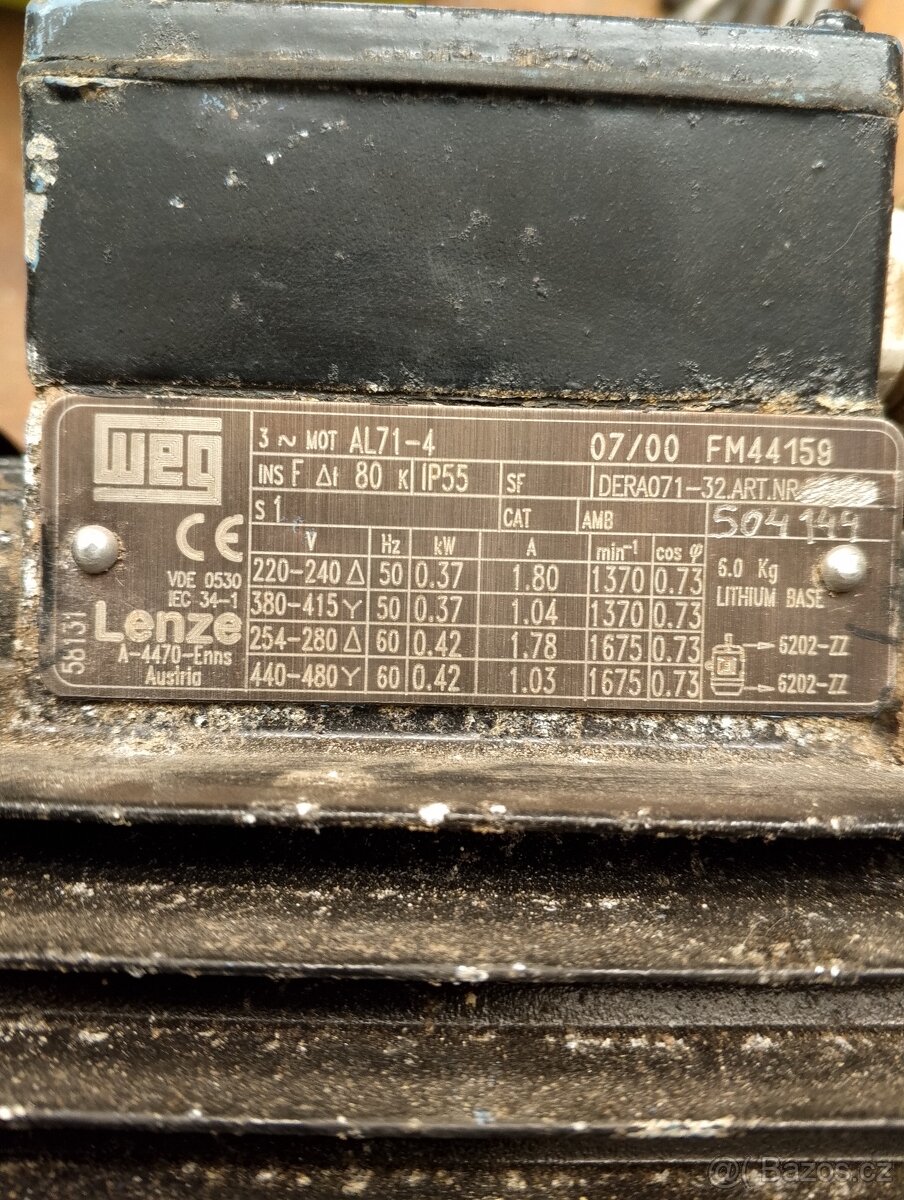 Prodám elektromotor s převodovkou - 3