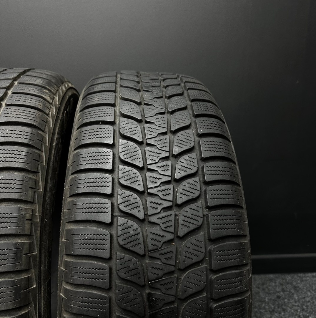 2ks pneu Bridgestone 235/60/17 102H - 3