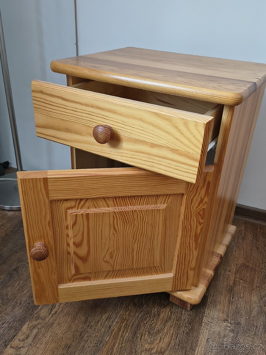 Noční stolek se šuplíkem - 3