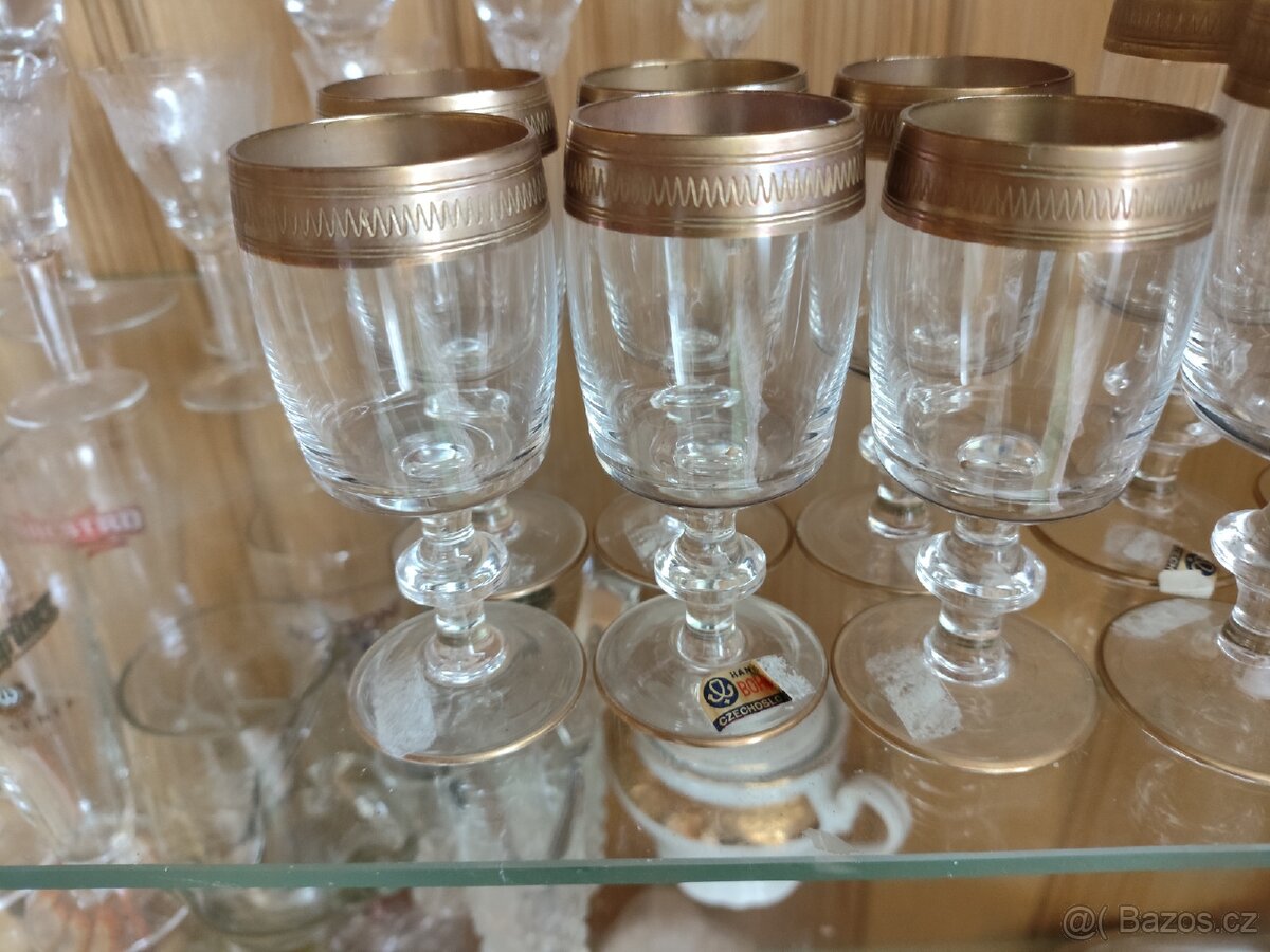 Sklenice se zlatým lemem - 3