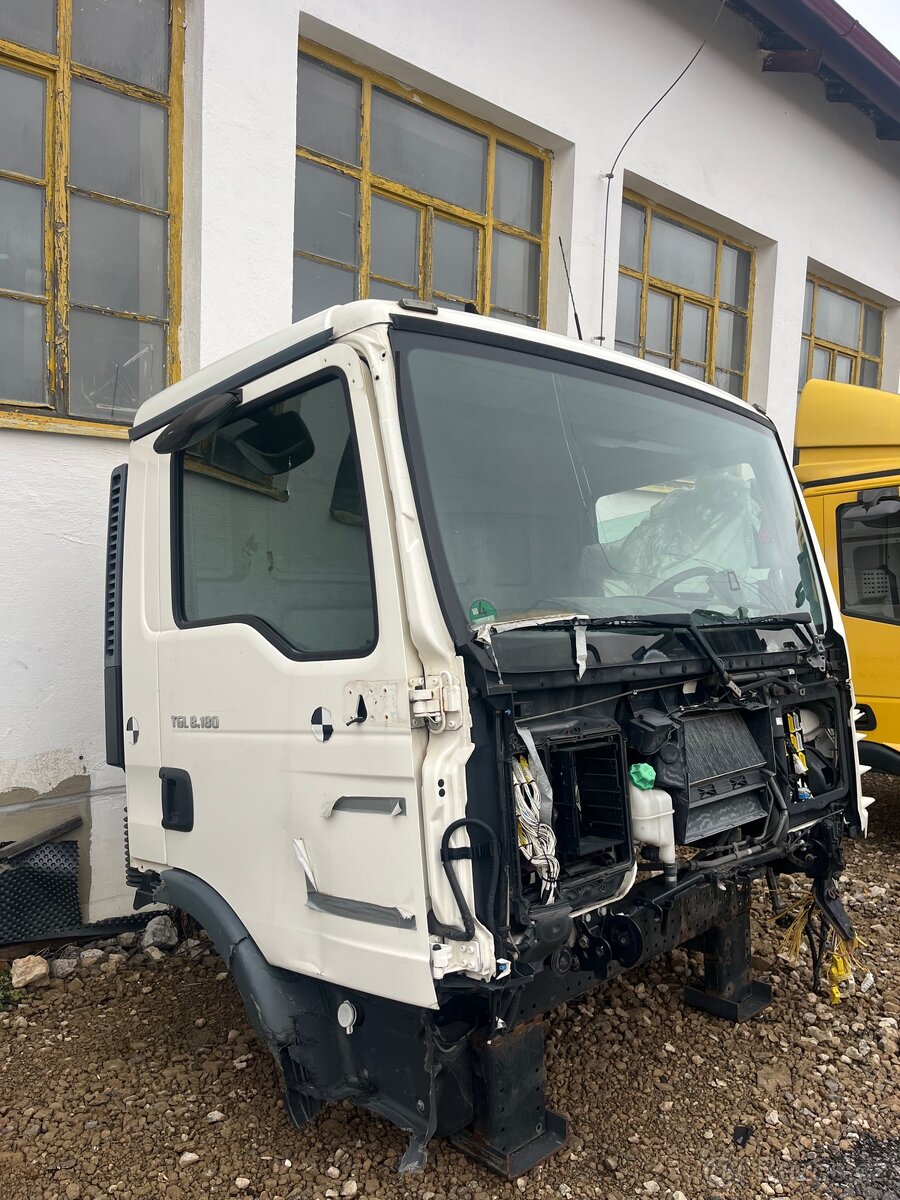 MAN TGL kabina - 3