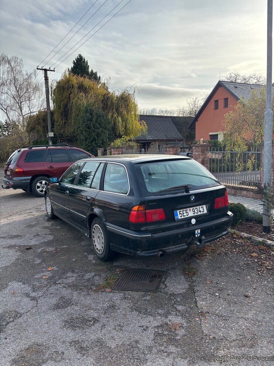 Bmw e39 520i - 3