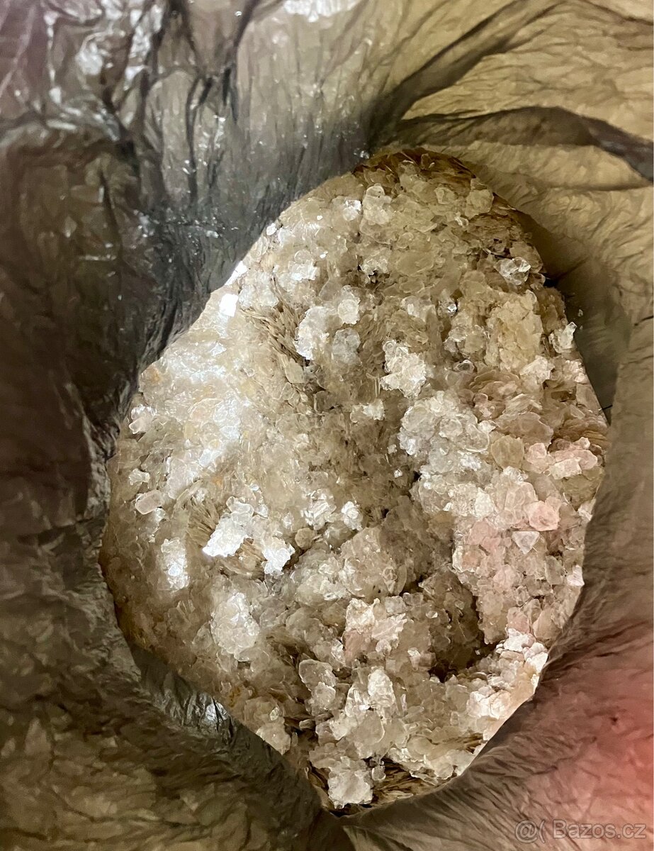 Slída - slídové vločky do fasády a břízolitové omítky - 3